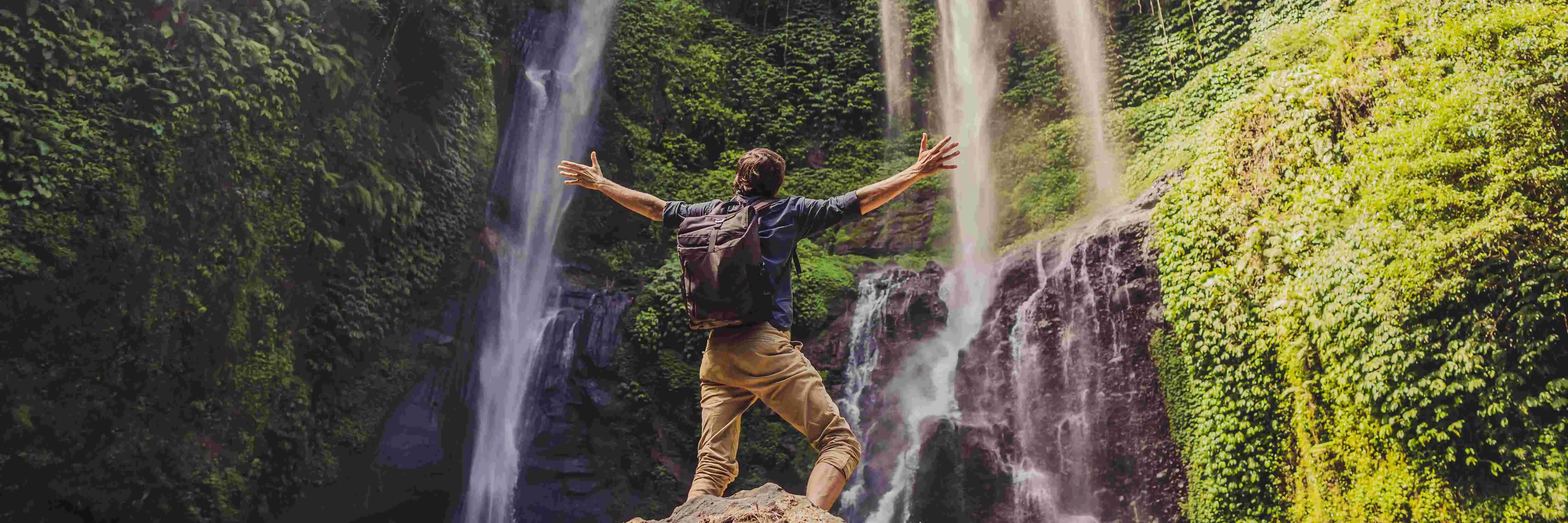 Sustainable eco-tourism hike